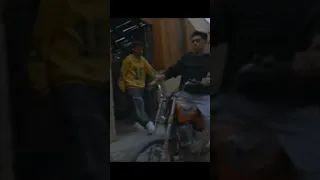 كليب محكمه ودخلنا علي المفرمه افتري و عوجلي شعره لورا عصام صاصا الكروان توزيع كيمو الديب  كليب محكمه ودخلنا علي المفرمه افتري و عوجلي شعره لورا عصام صاصا الكروان توزيع كيمو الديب