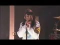 Little Dragon Performs "Paris"