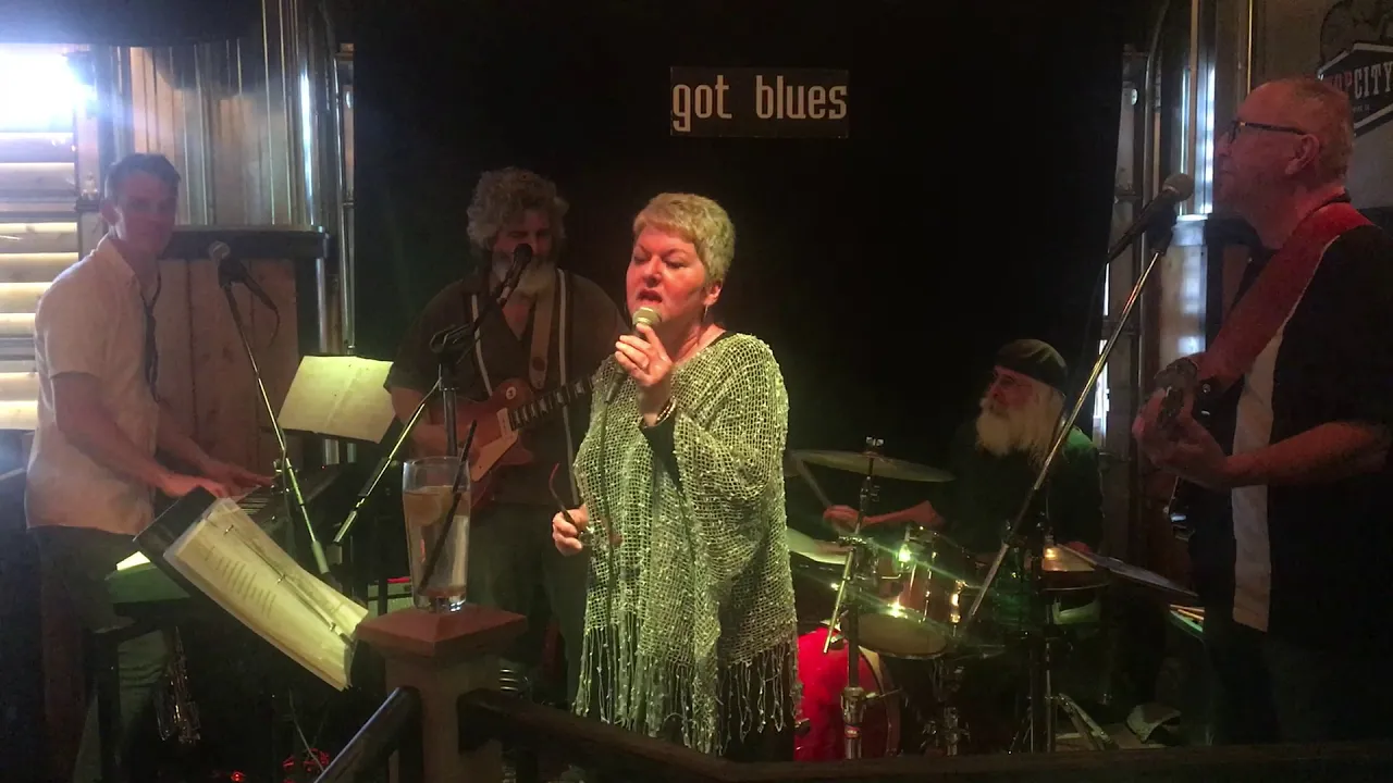 "Runaway" featuring Annette Drapeau & Todd MacLean @ Got Blues Matinee 2018/10/06