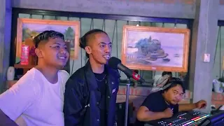 Download DENNY CAKNAN FT. YENI INKA - MADIUN NGAWI (OFICIAL LIVE MUSIC) -FROM DC MUSIK MP3