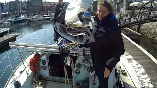 Fitting our new to us mainsail