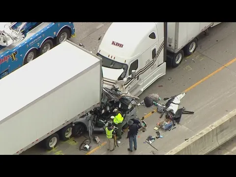 Download MP3 1 dead, 2 hurt after multi-vehicle crash blocks eastbound lanes on I-94 in Northwest Indiana
