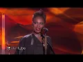Jennifer Hudson Performs 'Remember Me'