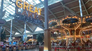 Michigan Great Lakes Crossing Outlets