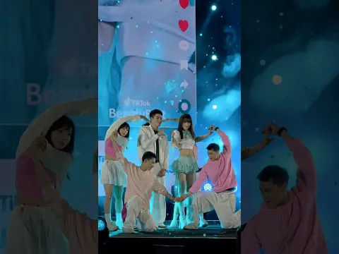 Mọi người ơi~ hôm nay là kỉ niệm Debut 9 năm của Sara á ✨💕🫶🏻