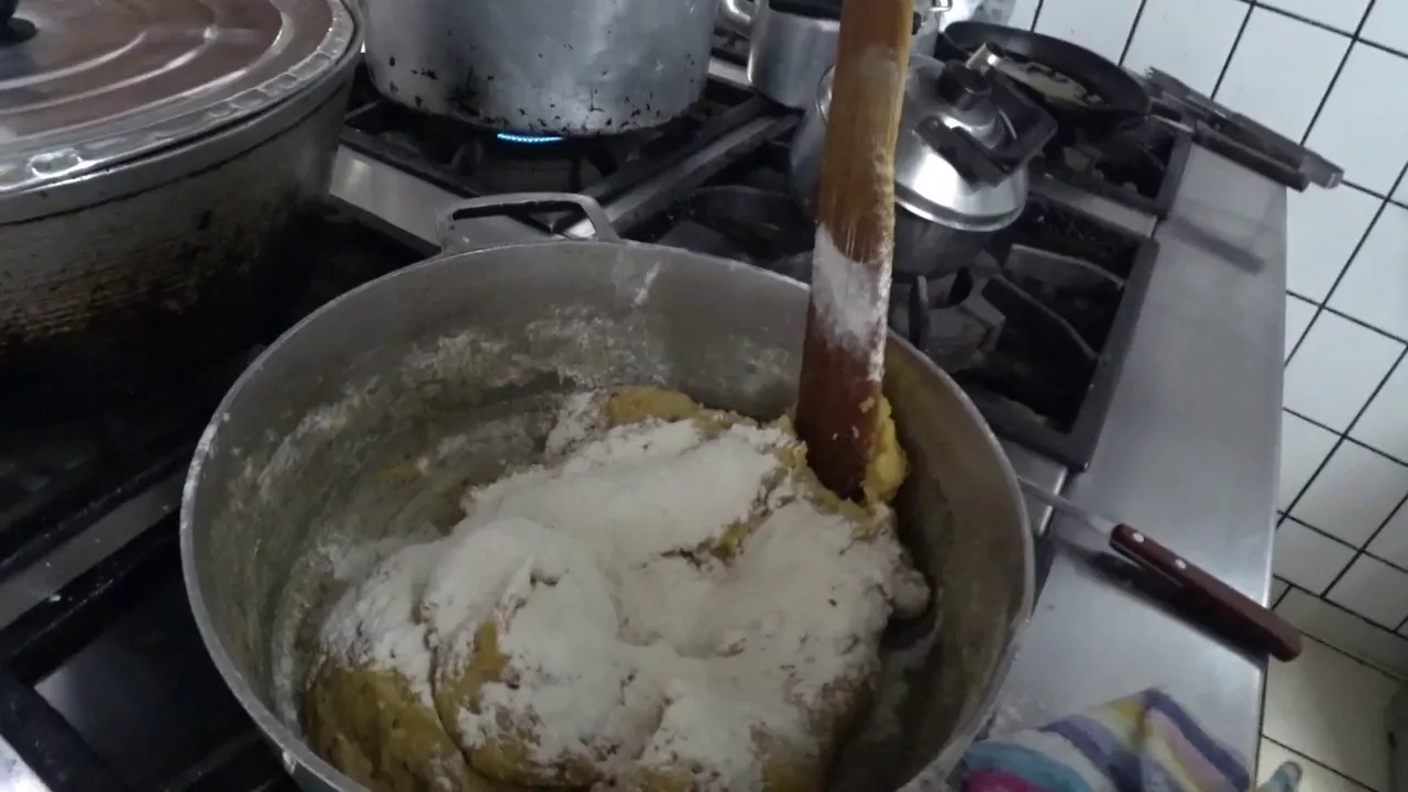 RECEITA DE COXINHA