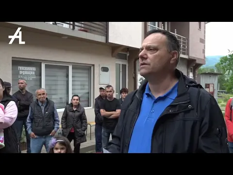Okupili smo se da tražimo pomoć - stanovnici ulice u Lešku koja je dobila obaveštenje o rušenju
