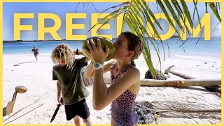 Kale, Coconuts, Bananas & the Freedom to Stay a Little Longer | S4 E22