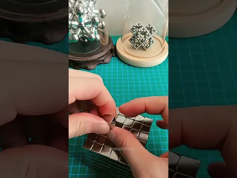 Magnetic Cube ko solve krna hai