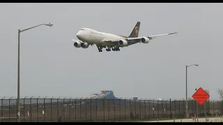 UPS 747-800 HEAVY Landing PHL