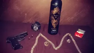 حاله واتس اغنيه كدابين الزفه الصحاب الجد خلصوا للآسف 