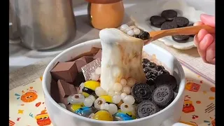 دلووعه جابت راس ولدعمها العصـ بي يلي الكل يخاف منه بدلعها جننته😉❤️‍🔥