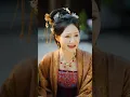A fierce little girl saves the emperor from assassins, then makes the arrogant prime minister bow!