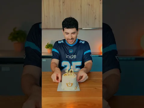 קיבלתי מתנה ל10 שנים ביוטיוב ! סוג של ... 😳