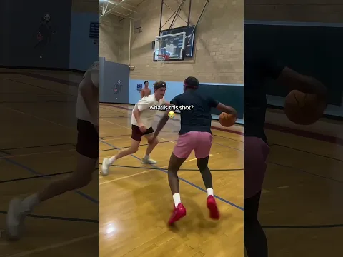 Defender was absolutely shocked 🤣 (song via paolobrussettsantiago on IG) #basketball