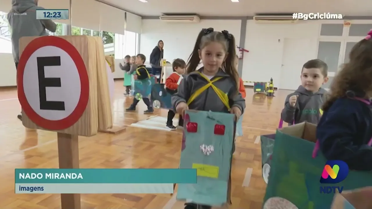 Escolas preparam as crianças para o trânsito do futuro