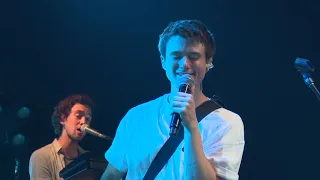 alec benjamin fake love water fountain live from seoul