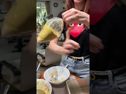 How to Tie Curry Bags Like a Thai Pro