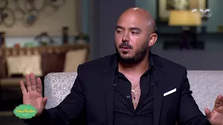 صاحبة السعادة   محمود العسيلي يكشف كيف جاءت فكرة أغنيته الأولي  الدنيا مجنونة  دندنها