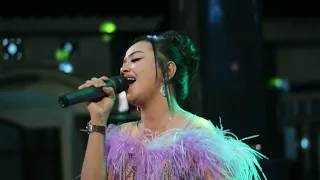 BERNYANYI PENUH PENGHAYATAN SISKA VALENTINA OM BELICIA LIVE BANGGLE BALONG PANGGANG