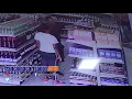 Quedan grabados robando whisky en el Liquor Store de Master Pollo en SFM