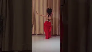 Bollywood belly dance on romantic song Aahistha aahistha #bellywood #ytshorts