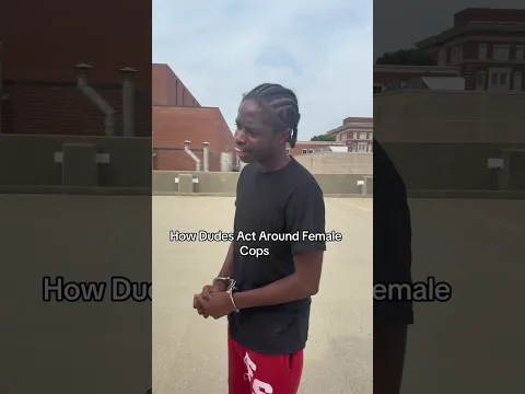 Dudes When They See Female Cops😂