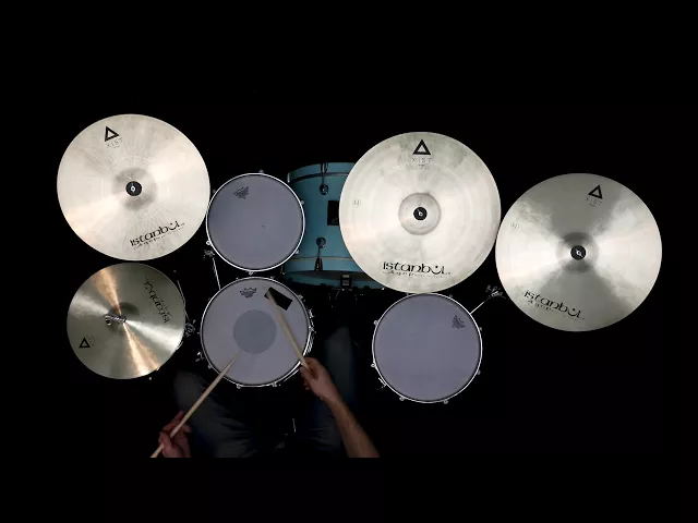 Kit de Pratos Istanbul Agop Xist Traditional IXS4 com Crashes 16