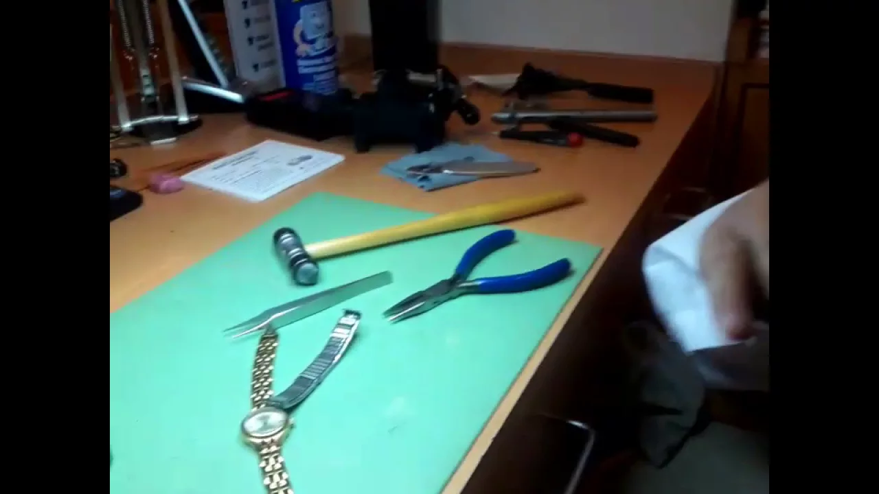 Car Wash with Blippi | Washing the Big Red Truck