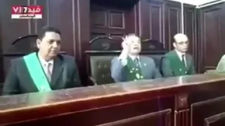 قاضي مصري لو كان الامر بيدي لقطع منكم كل يوم حته أقرا التفاصيل 