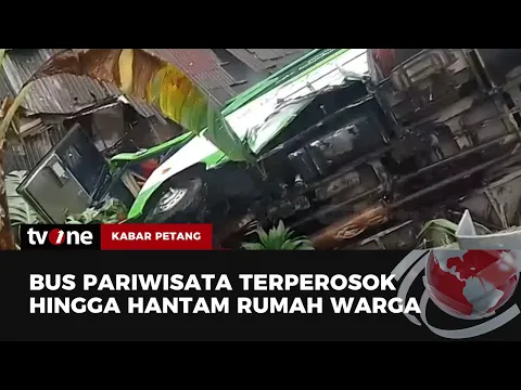 Diduga Rem Blong, Bus Berisi 30 Penumpang Terperosok ke Jurang!