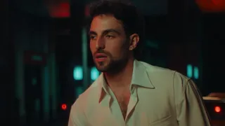 هيفاء وهبي   سانت ليفانت   بحبك   وليه نخبي الحب بعينينا ما تحب يا قلبي انت وما علينا حلوة يا دنيا دندنها