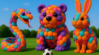 The mascot vibrato assistant Rabbit placed on the football field is popular,co-produced,and creative