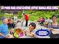 Download Lagu BAGIKAN 50 PORSI NASI AYAM GORENG TEPUNG DAN LAUK LAINNYA, WARGA LANGSUNG MAKAN BERSAMA DIJEMBATAN