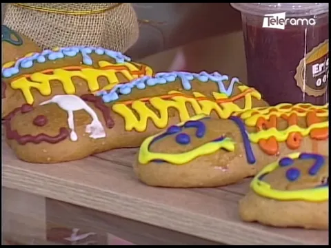 Guaguas de pan y colada morada tradición en el día de los difuntos