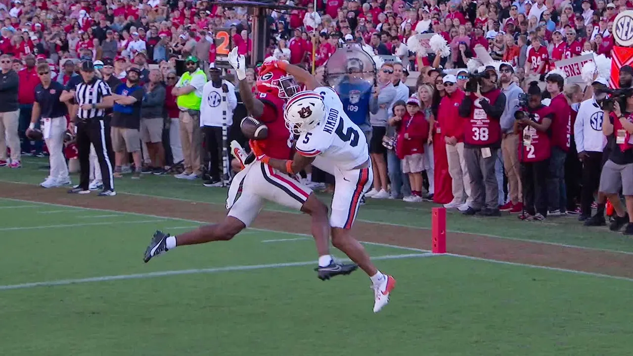 HOW'D HE CATCH THAT? 😱 Chas Nimrod uses defender's back for sensational grab | ESPN College Football