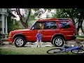 1999 Land Rover Discovery II commercial - lots of room