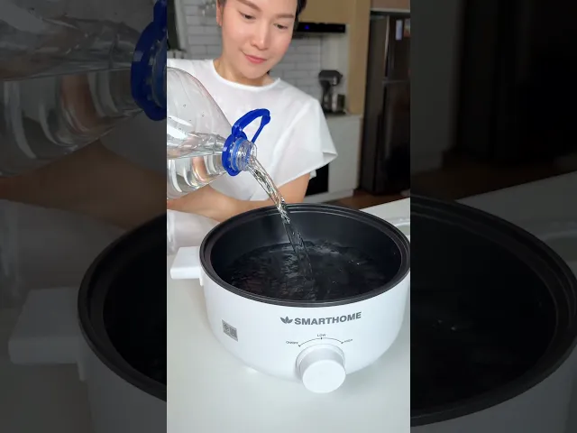 หม้อไฟฟ้าอเนกประสงค์ ความจุ 3L รุ่น SFP102