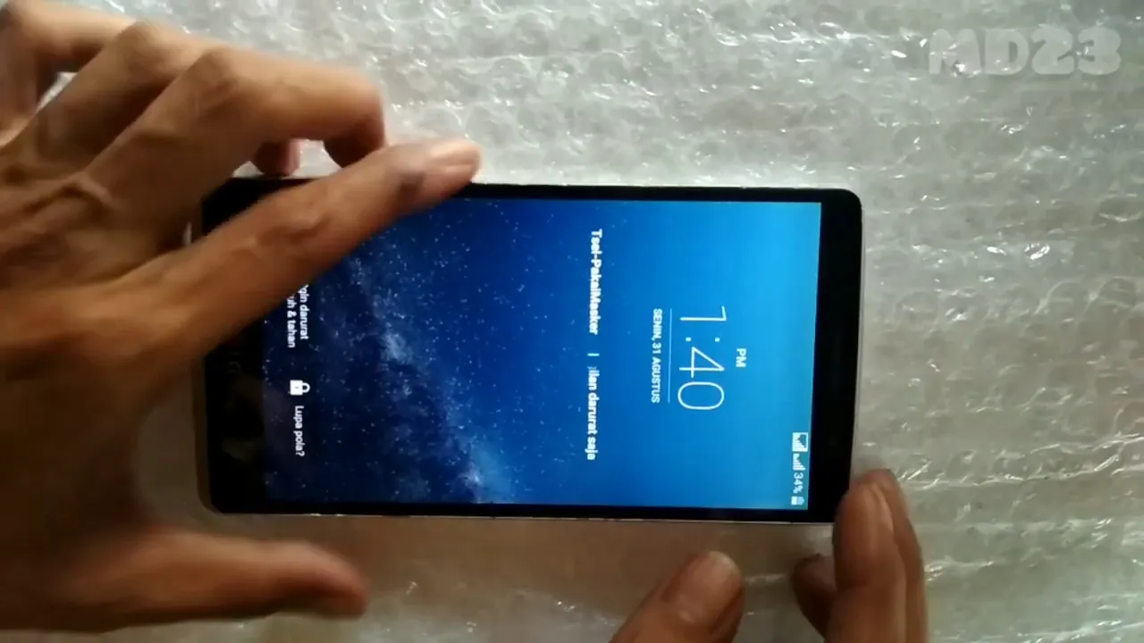 LG Stylus 2 vs LG G4 Stylus Speedtest 4K Filmed with Samsung Galaxy S7edge.. 