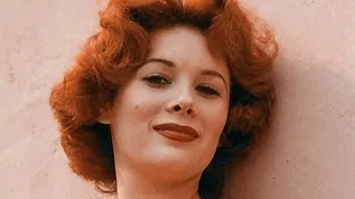 11 Sexy Photos of Jill St John