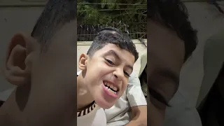 بدأت قناة "عائلة ابو ايادAbo Eyad" بثًا مباشرًا
