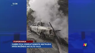 Ituporanga: carro destruído após incêndio no Alto Vale