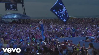 Kenny Chesney - Pirate Flag Live