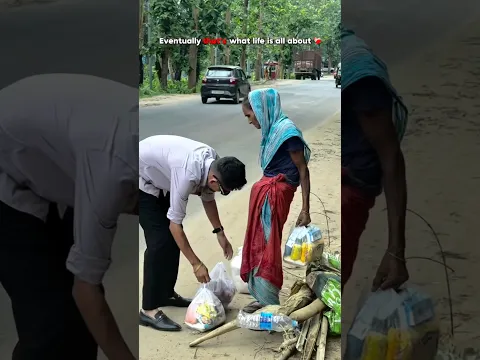 धनतेरस के दिन जरूर खरीदें ये 3 चीजें 😱💰 माता लक्ष्मी की कृपा बरसेगी! 🙏✨#short #viralvideo