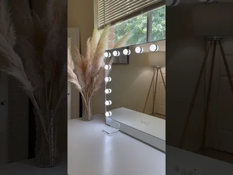 ASMR / Hollywood mirror