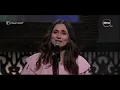 صاحبة السعادة - المطربة " إيمان الشريف " تبدع بأغنية " أنا بعشق البحر " للجميلة نجاة لايف