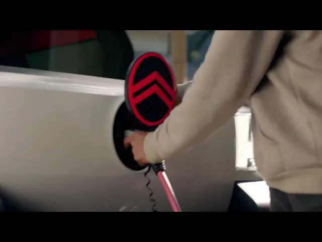 TotalEnergies & Stellantis : A Partnership for Sustainable Mobility : Youtube video player