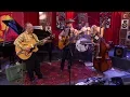 Download Lagu Black Suspenders yn Noardewyn Live #omropfryslan
