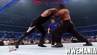 کشتی کج غول هندی و اندر تیکن 