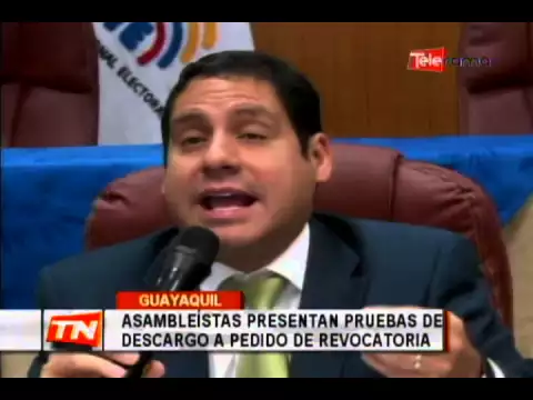 Asambleístas presentan pruebas de descargo a pedido de revocatoria